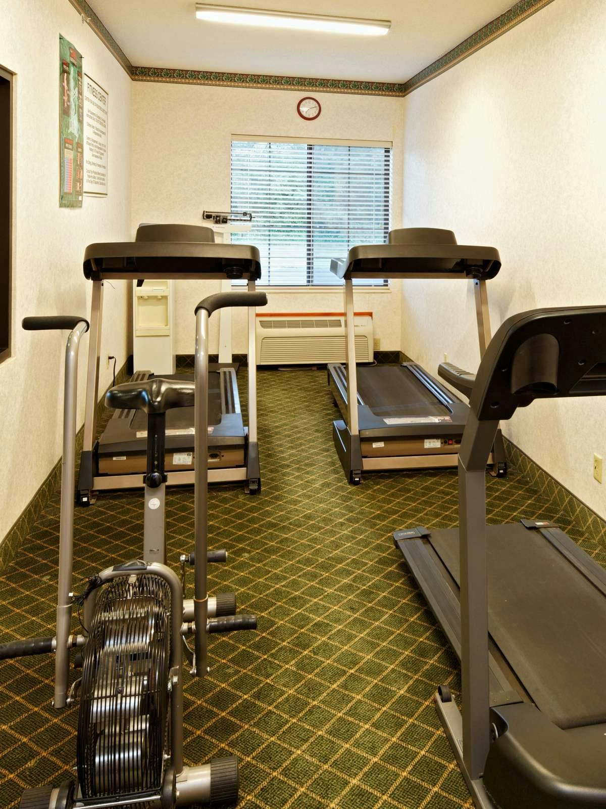 Hotel Holiday Inn Express Henderson N Evansville South photo 5