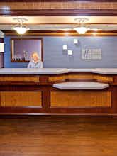 Hotel Holiday Inn Express Holland photo 3