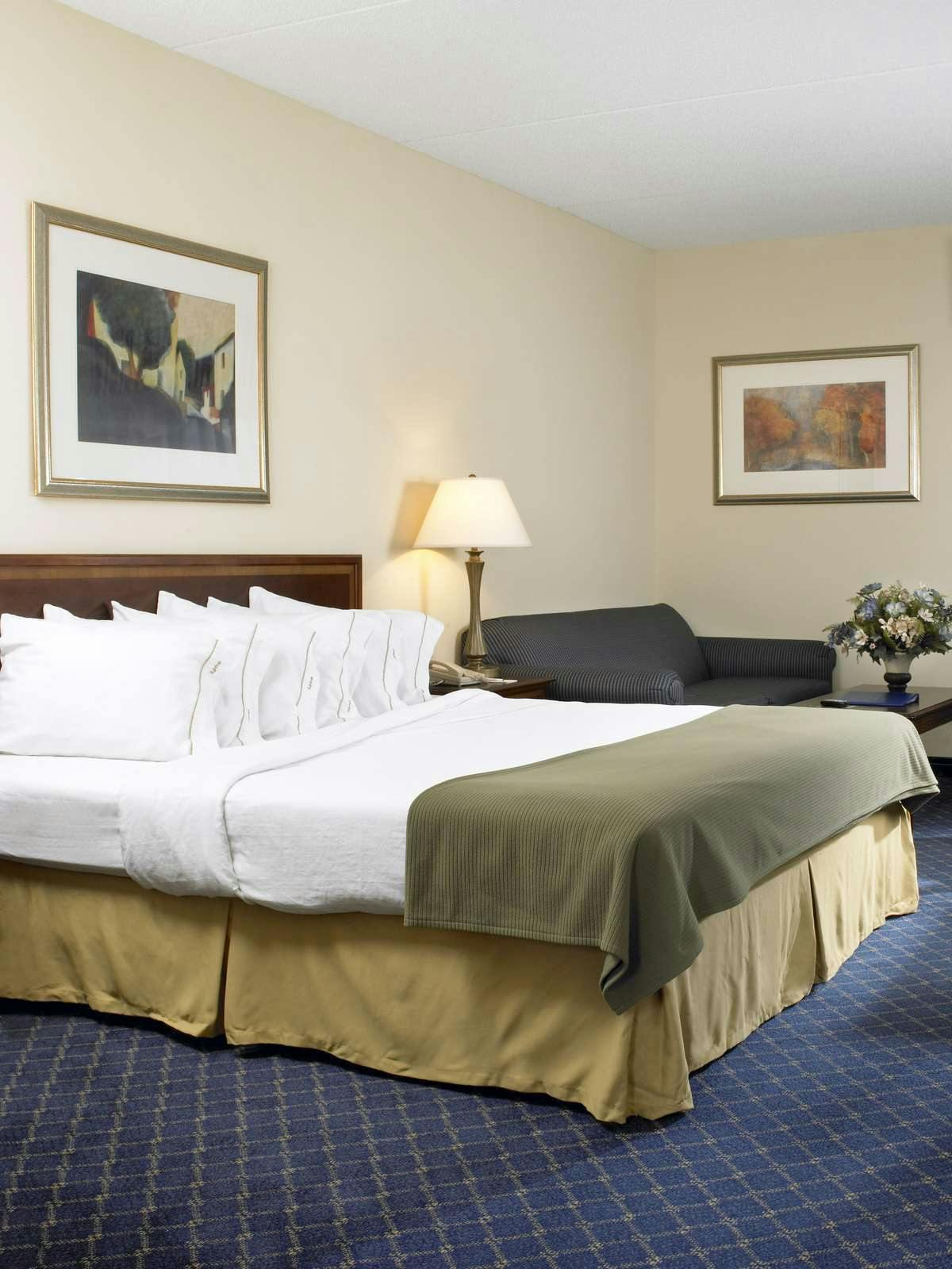Hotel Holiday Inn Express Hershey photo 1