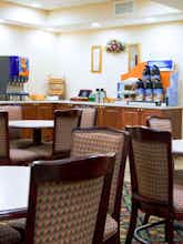 Hotel Holiday Inn Express Hillsville photo 4