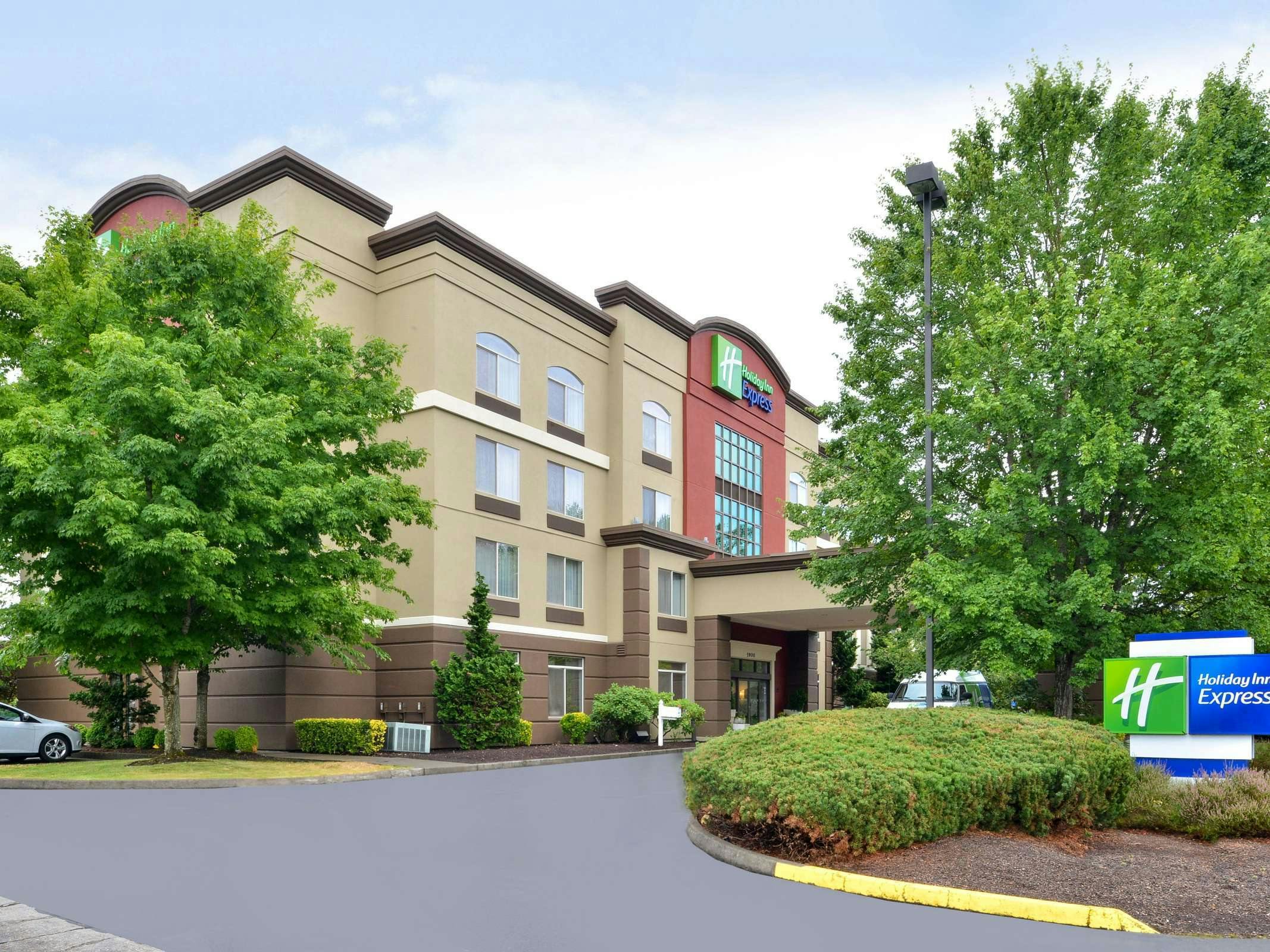 Holiday Inn Express Hillsboro