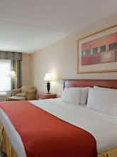 Hotel Holiday Inn Express Hotel & Suites Auburn photo 1