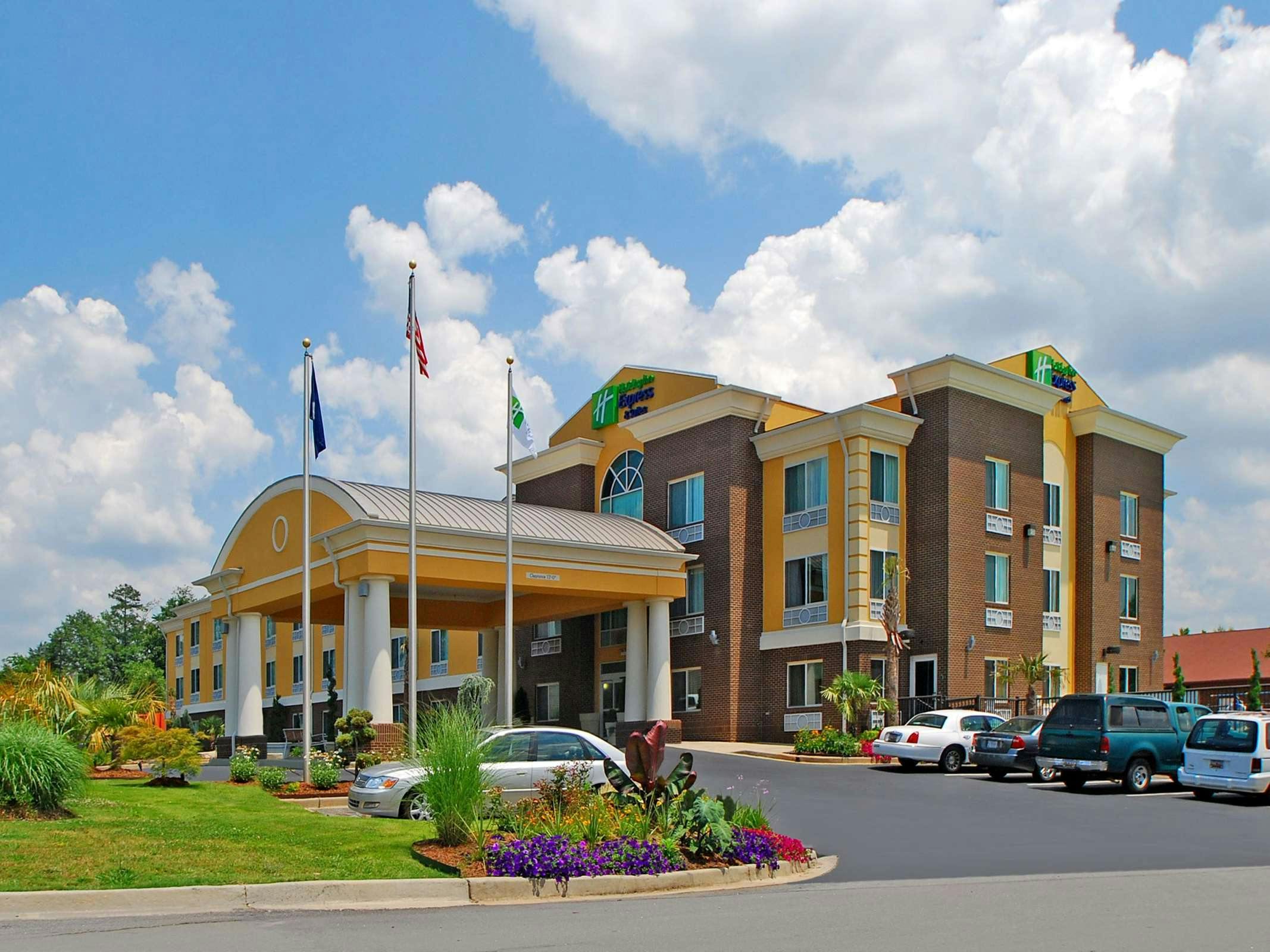 Holiday Inn Express Hotel & Suites Anderson