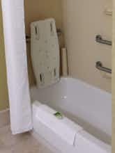 Hotel Holiday Inn Express Hotel & Suites Anderson photo 2