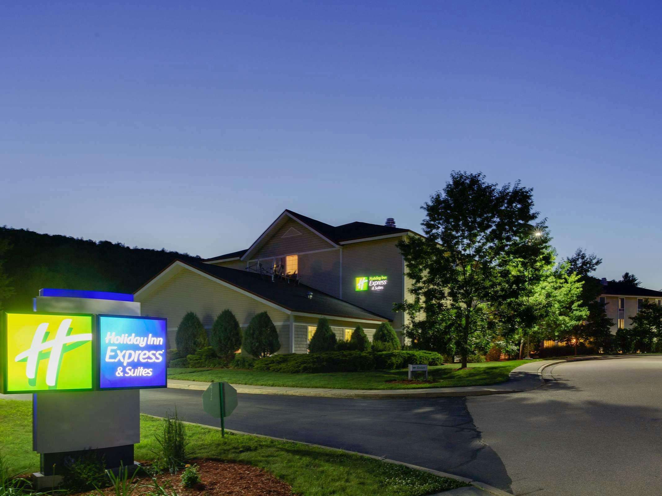Holiday Inn Express Hotel & Suites Brattleboro