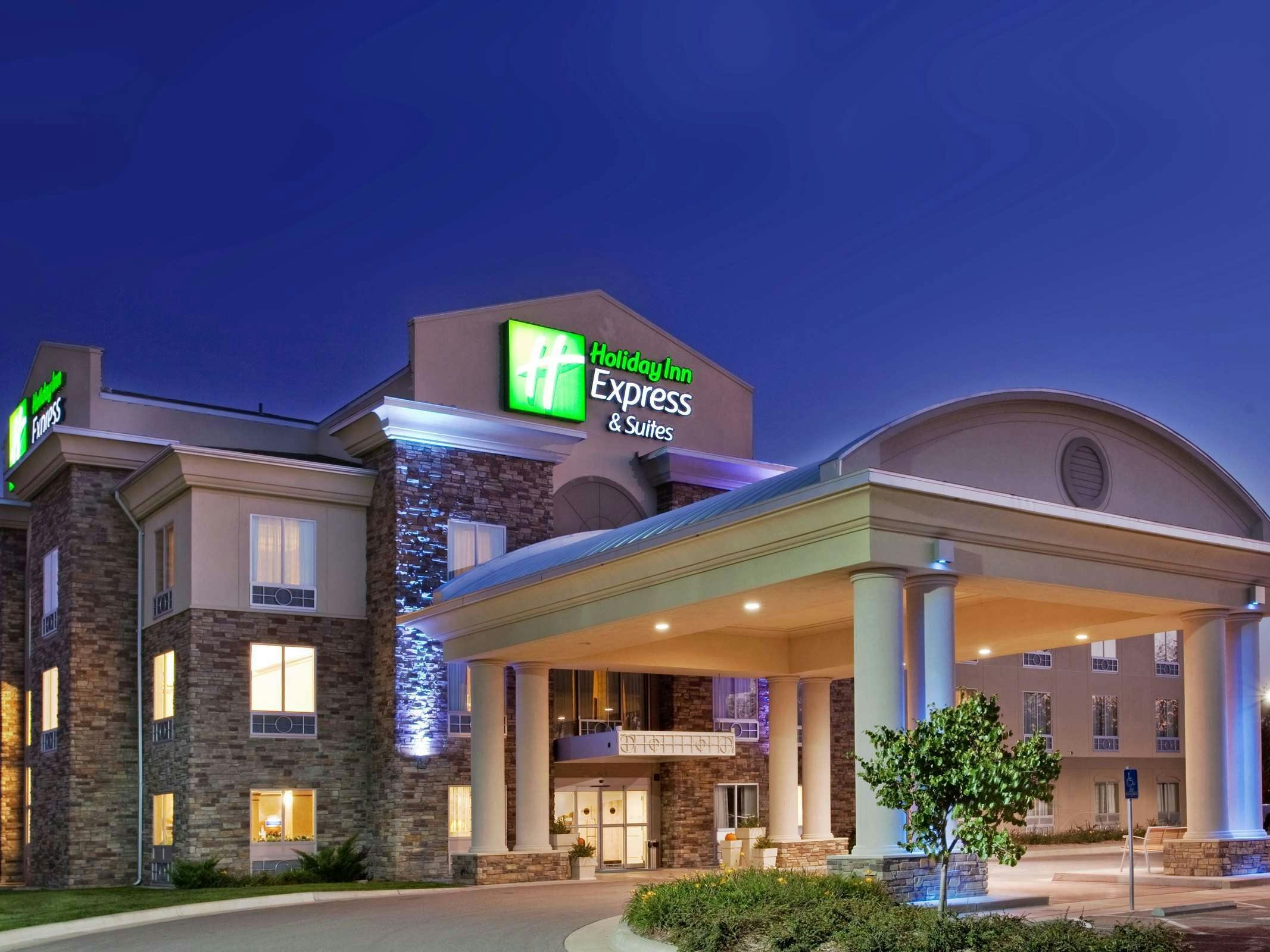 Holiday Inn Express Hotel & Suites Andover