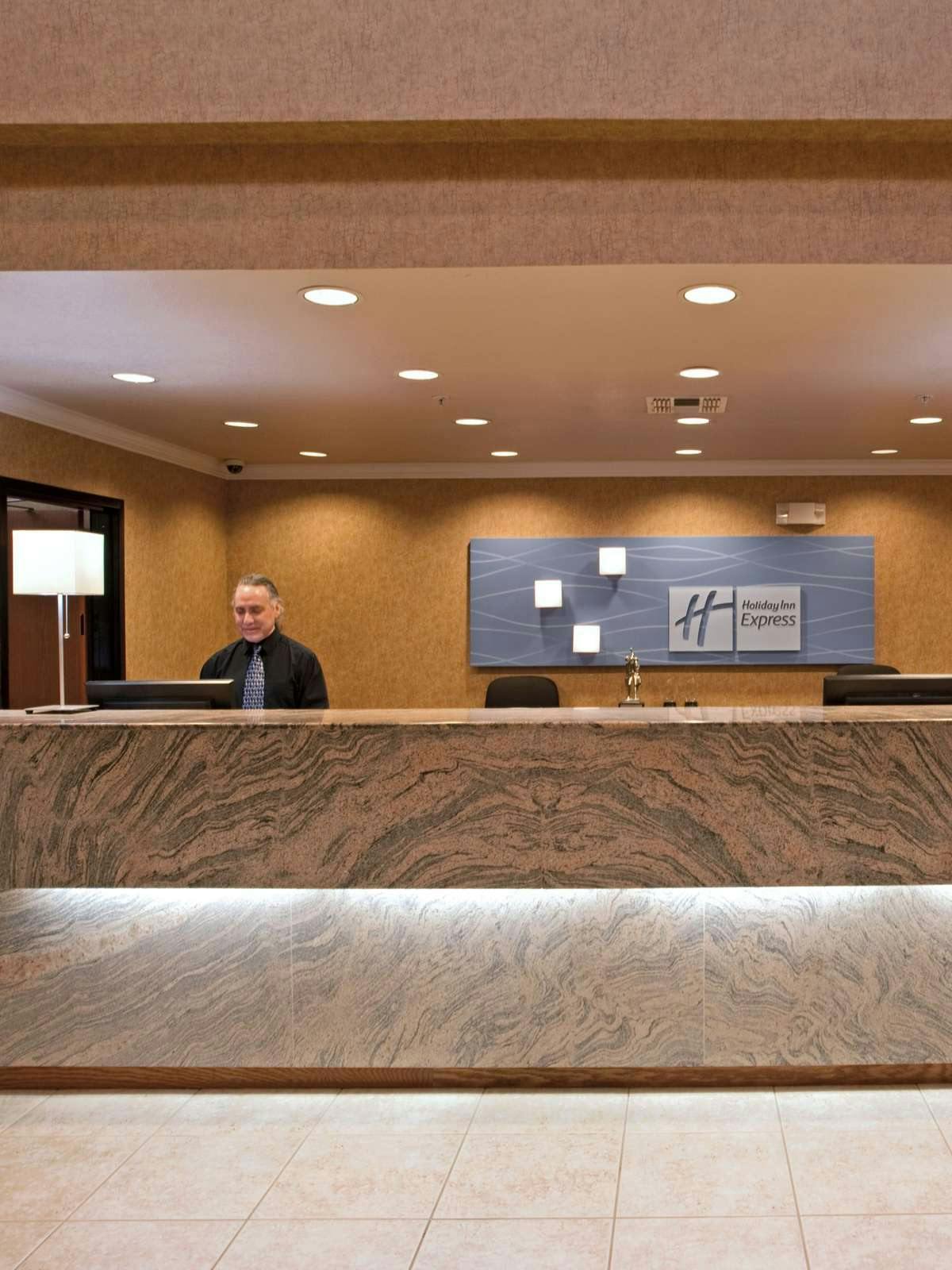 Hotel Holiday Inn Express Hotel & Suites Austin Northwest photo 5