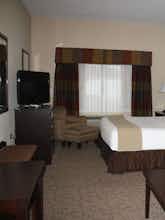 Hotel Holiday Inn Express Hotel & Suites Bridgeport photo 2