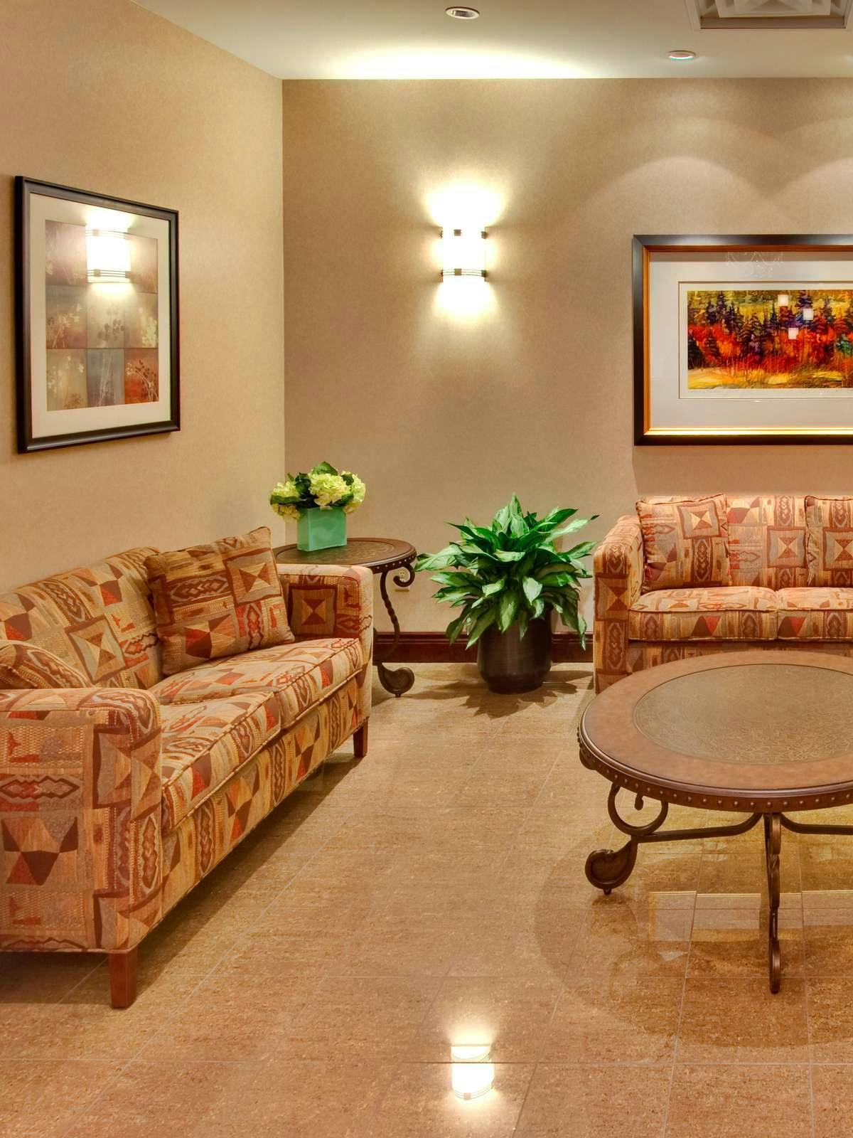 Hotel Holiday Inn Express Hotel & Suites Brockville photo 4