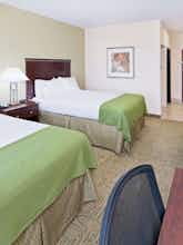 Hotel Holiday Inn Express Hotel & Suites Brownfield photo 1