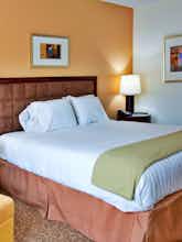 Hotel Holiday Inn Express Hotel & Suites Brooksville I 75 photo 1