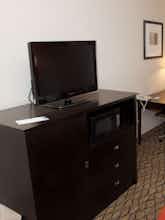Hotel Holiday Inn Express Hotel & Suites Cadillac photo 2
