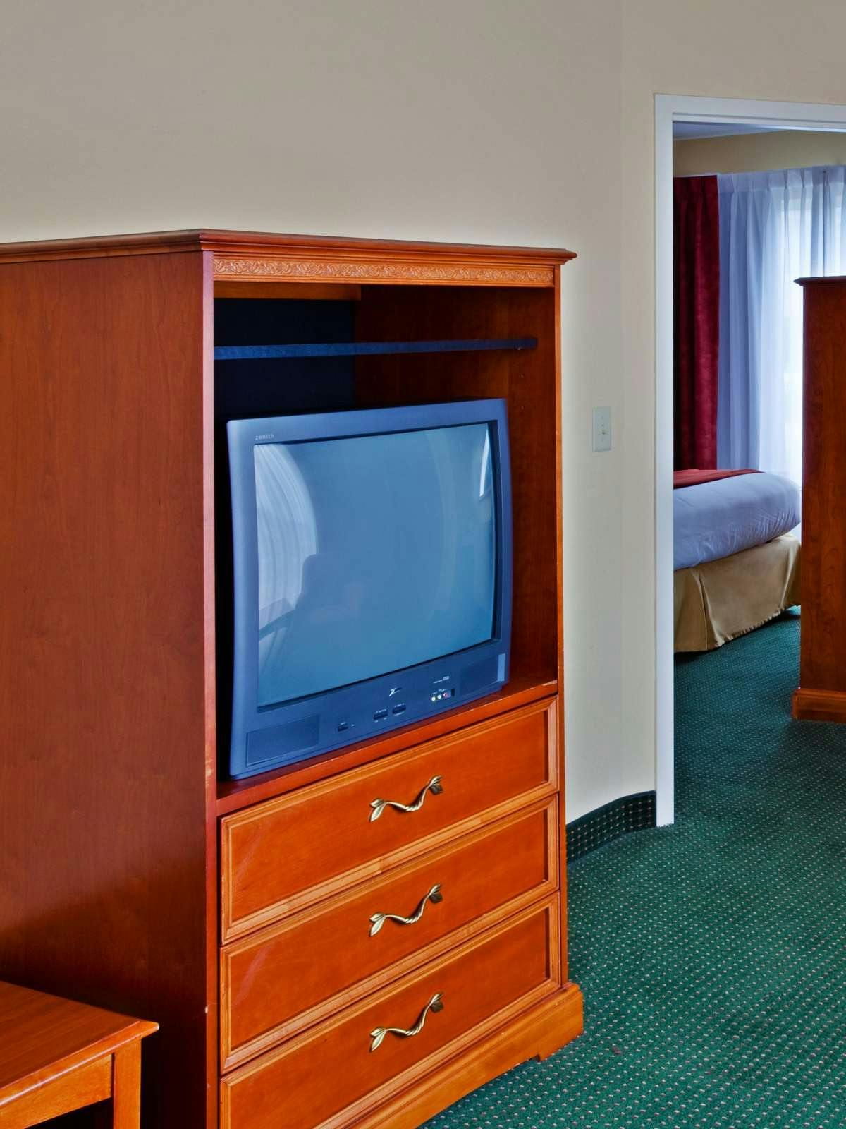 Hotel Holiday Inn Express Hotel & Suites Brooksville West photo 2