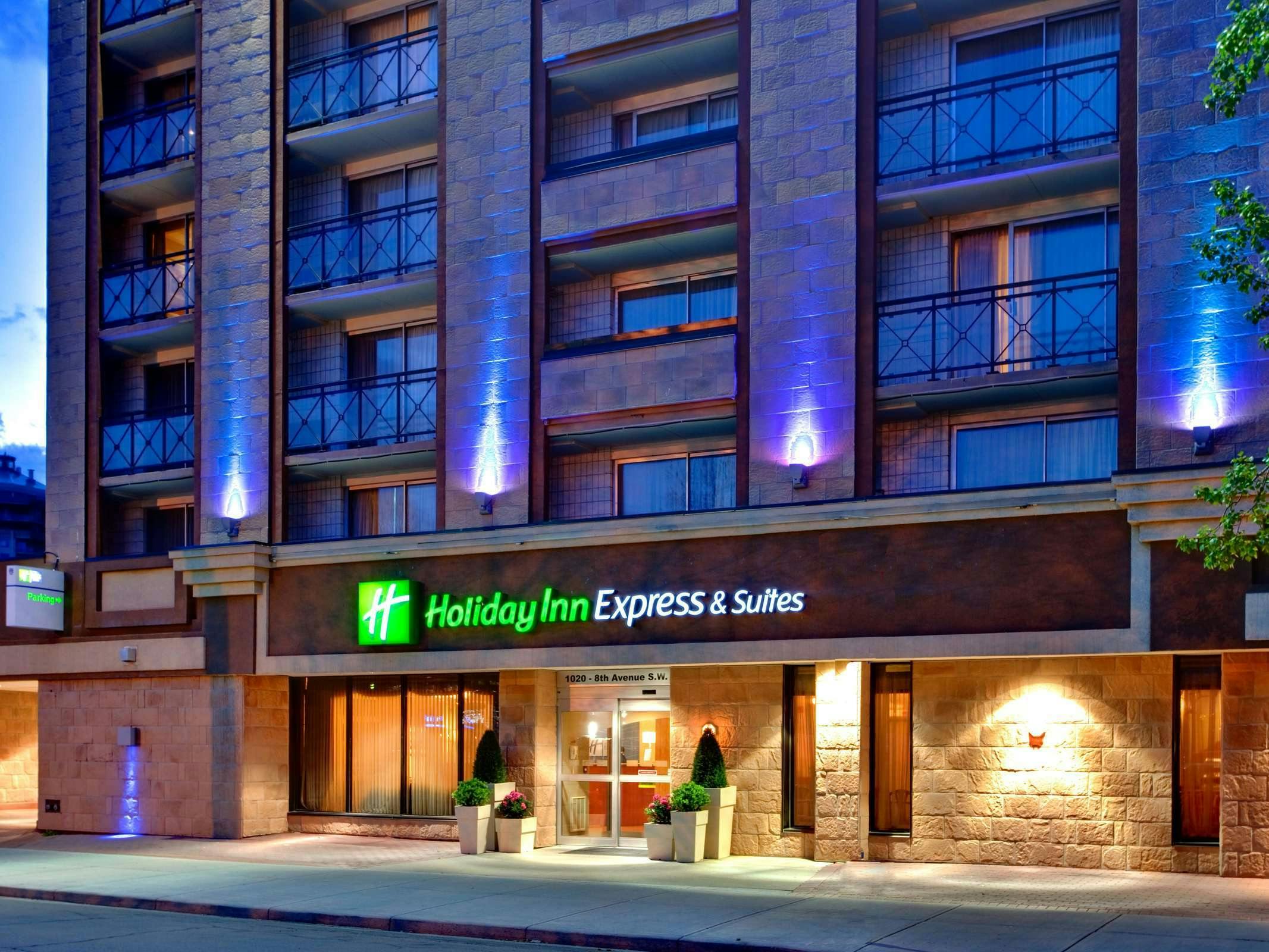Holiday Inn Express Hotel & Suites Calgary