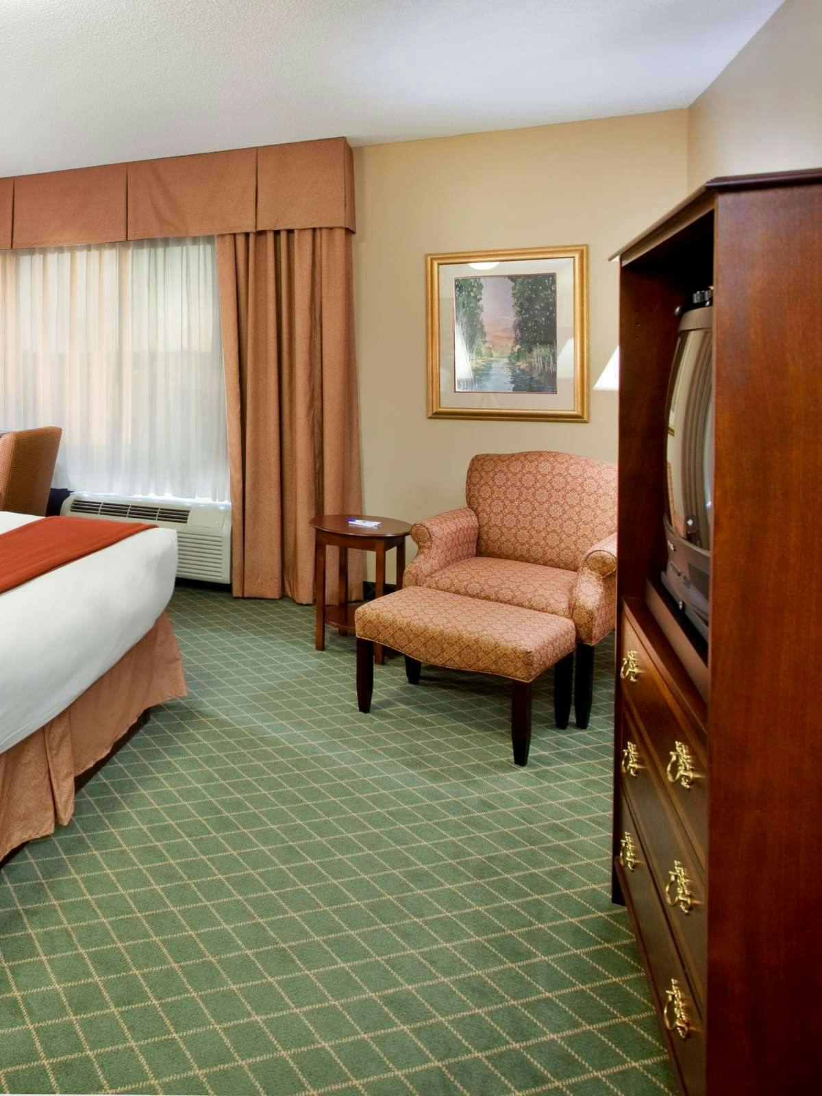 Hotel Holiday Inn Express Hotel & Suites Cape Girardeau photo 2
