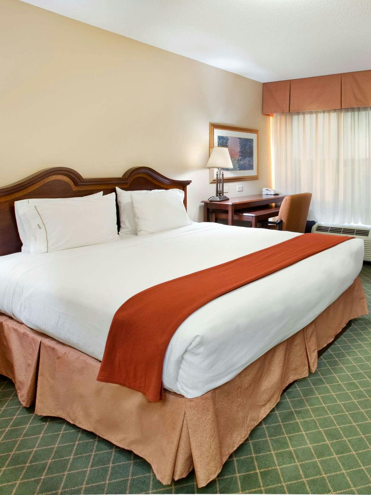 Hotel Holiday Inn Express Hotel & Suites Cape Girardeau photo 1