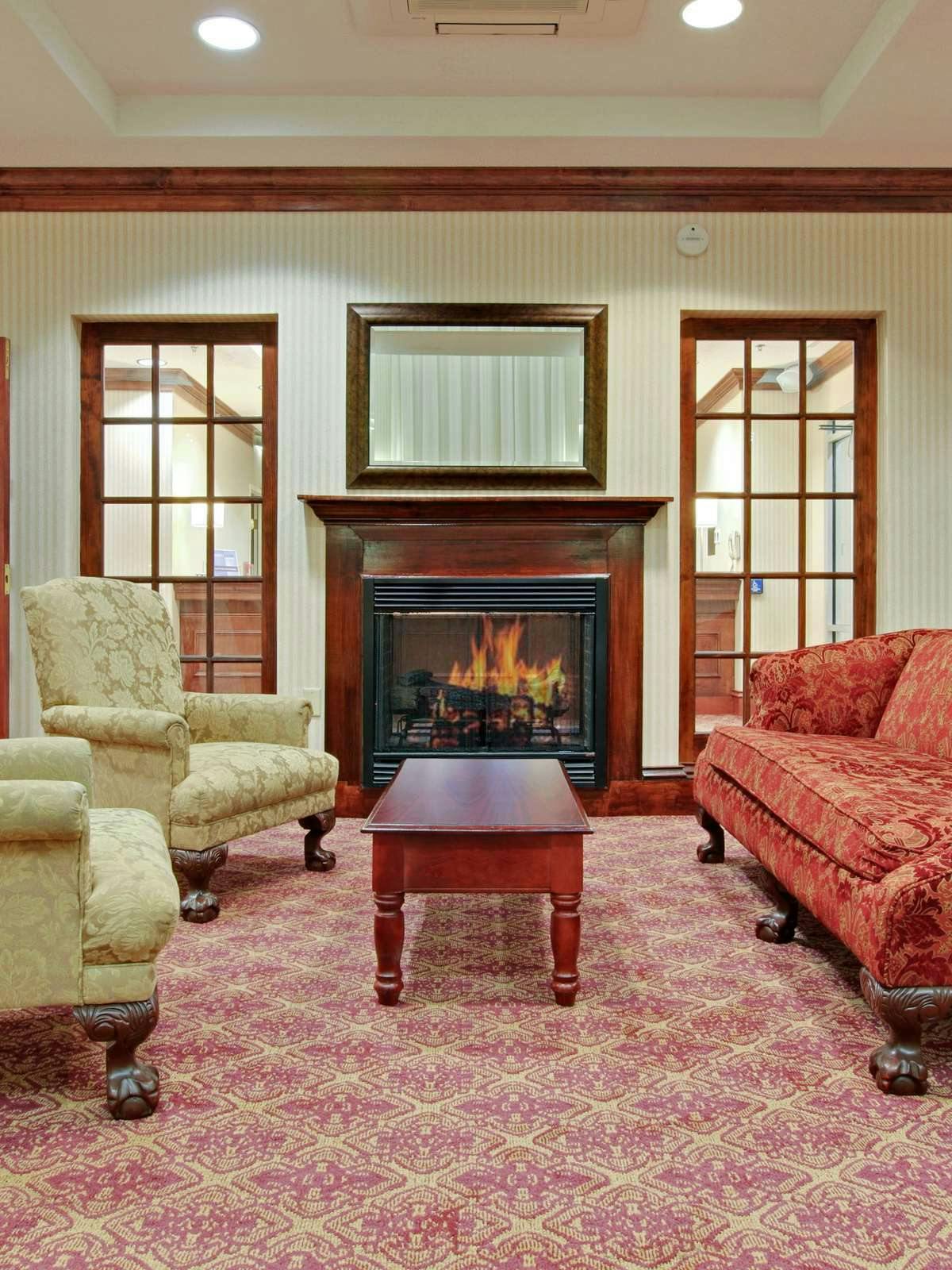 Hotel Holiday Inn Express Hotel & Suites Canton photo 3