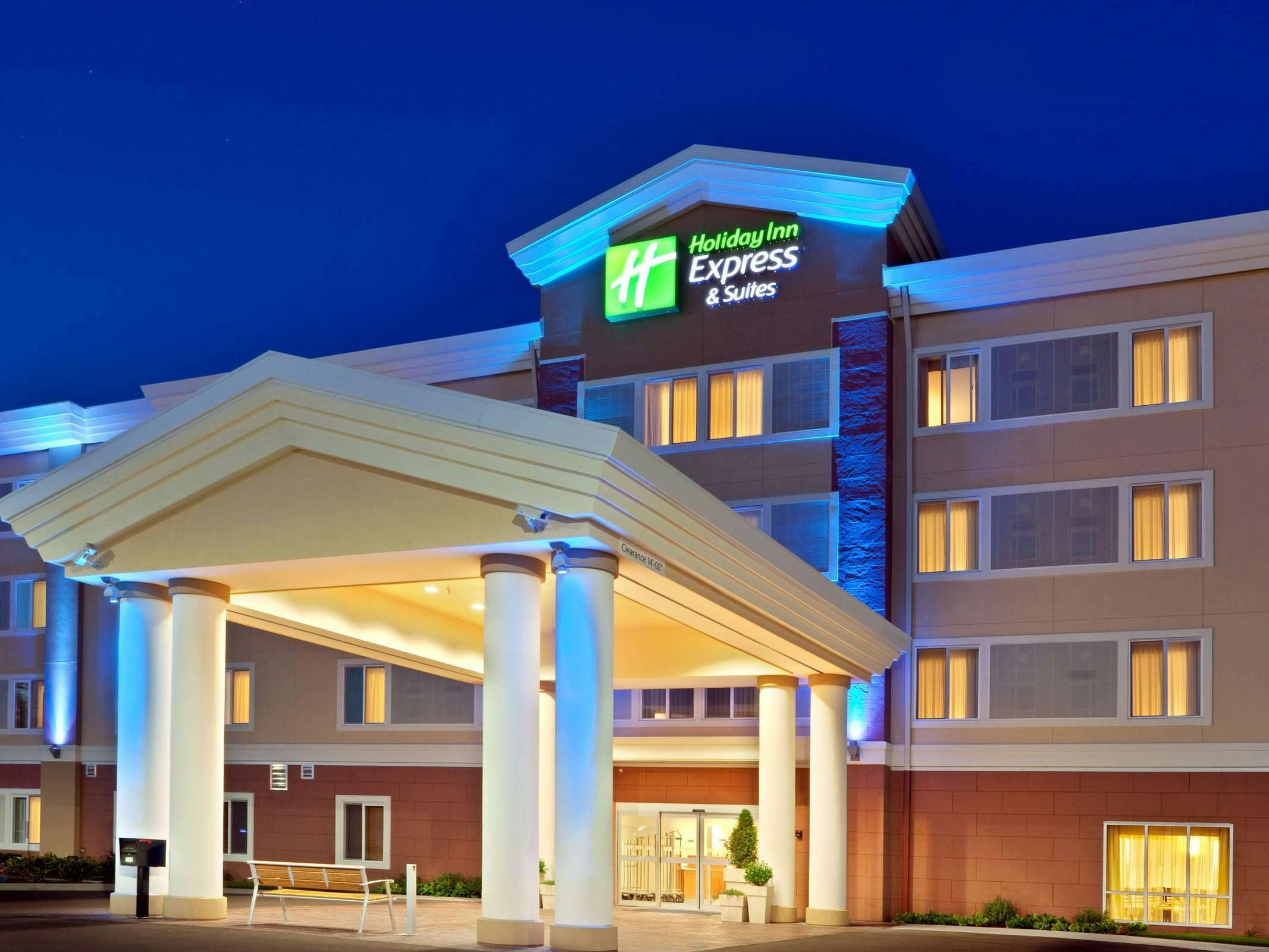 Holiday Inn Express Hotel & Suites Chehalis Centralia