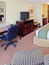Hotel Holiday Inn Express Hotel & Suites Chehalis Centralia photo 2