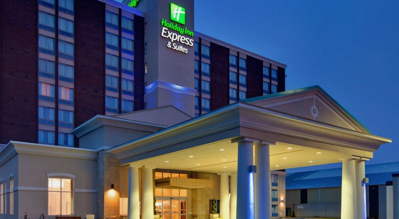 Last Minute Hotel Deals In Sarnia Hoteltonight