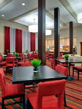 Hotel Holiday Inn Express Hotel & Suites Chatham South photo 5