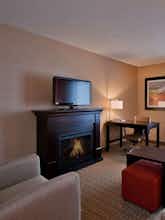 Hotel Holiday Inn Express Hotel & Suites Chatham South photo 2