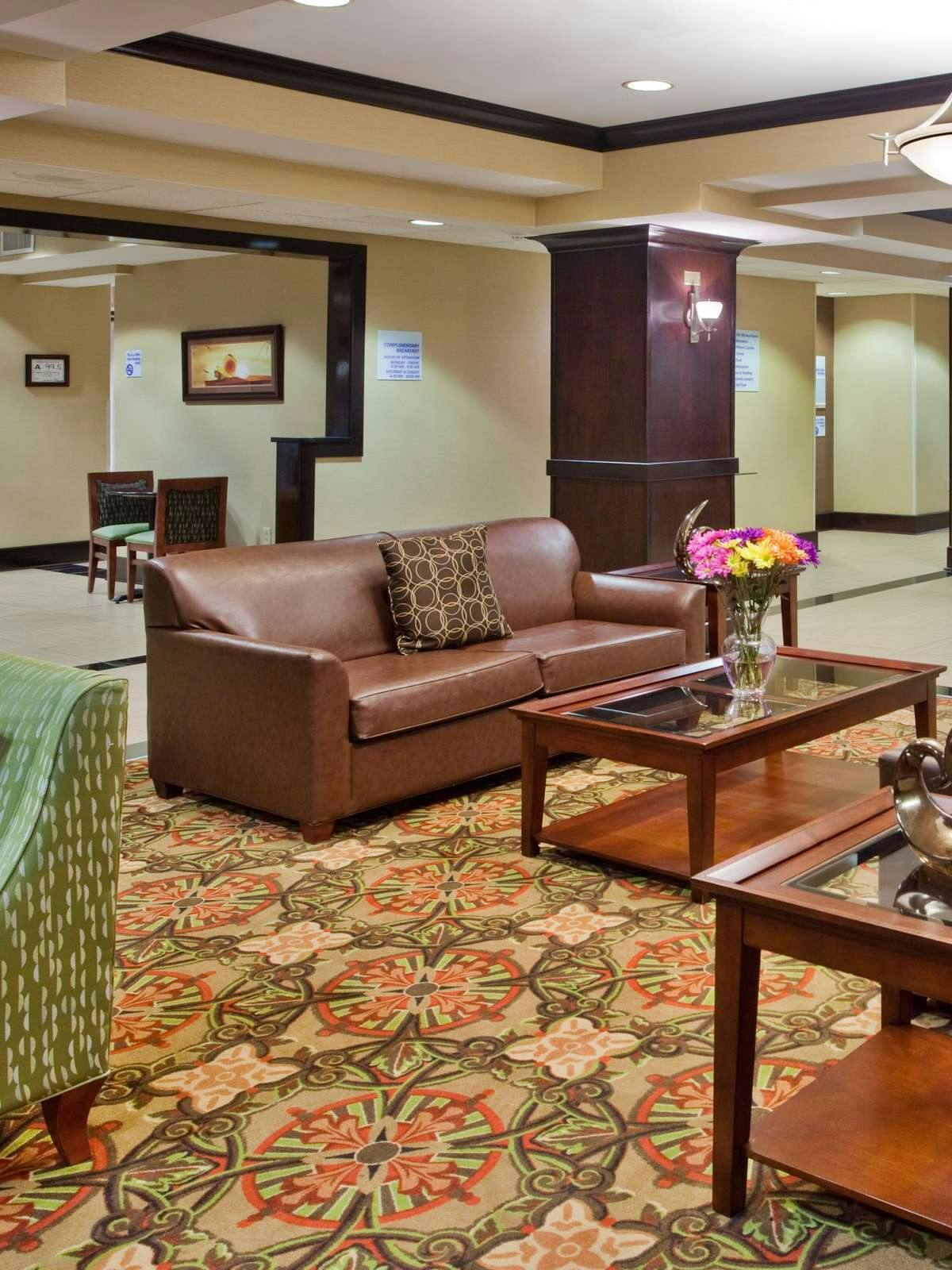 Hotel Holiday Inn Express Hotel & Suites Charlotte I-85 photo 2