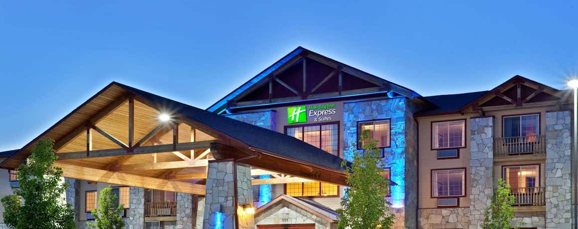 Holiday Inn Express Hotel & Suites Cheney