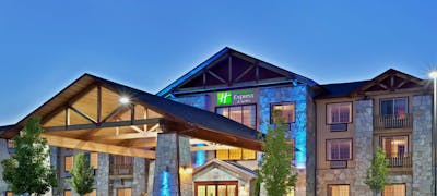 Holiday Inn Express Hotel & Suites Cheney