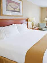 Hotel Holiday Inn Express Hotel & Suites Chester photo 1