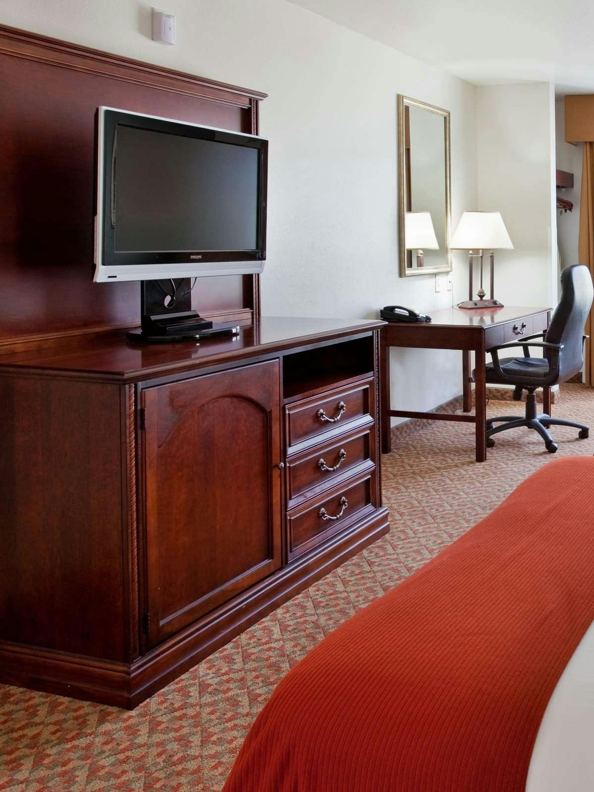 Hotel Holiday Inn Express Hotel & Suites Cherry Hills photo 2