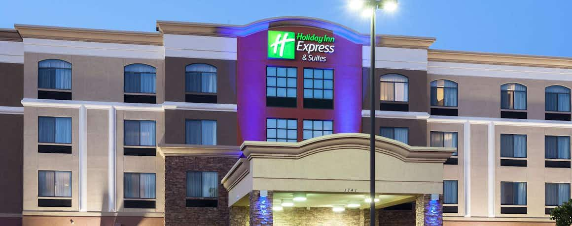 Holiday Inn Express Hotel & Suites Cheyenne