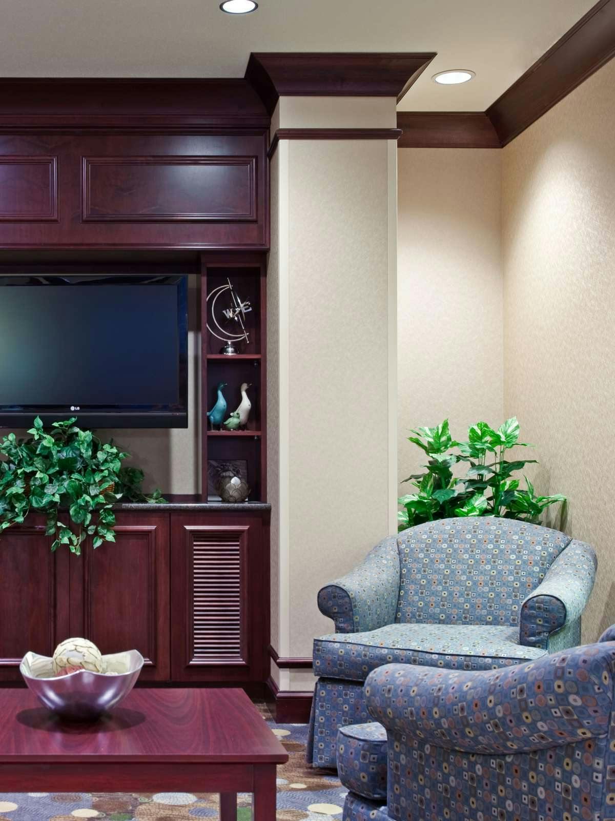 Hotel Holiday Inn Express Hotel & Suites Chicago West photo 3