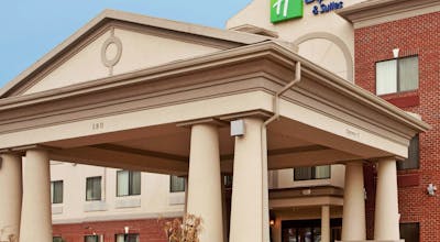 Holiday Inn Express Hotel & Suites Claypool Hill