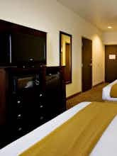 Hotel Holiday Inn Express Hotel & Suites Childress photo 2