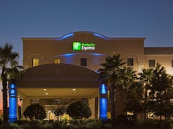Holiday Inn Express Hotel & Suites Clearwater/US 19 N