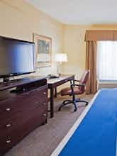 Hotel Holiday Inn Express Hotel & Suites Clearwater/US 19 N photo 2