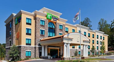 Holiday Inn Express Hotel & Suites Clemson