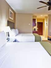 Hotel Holiday Inn Express Hotel & Suites Clinton photo 1