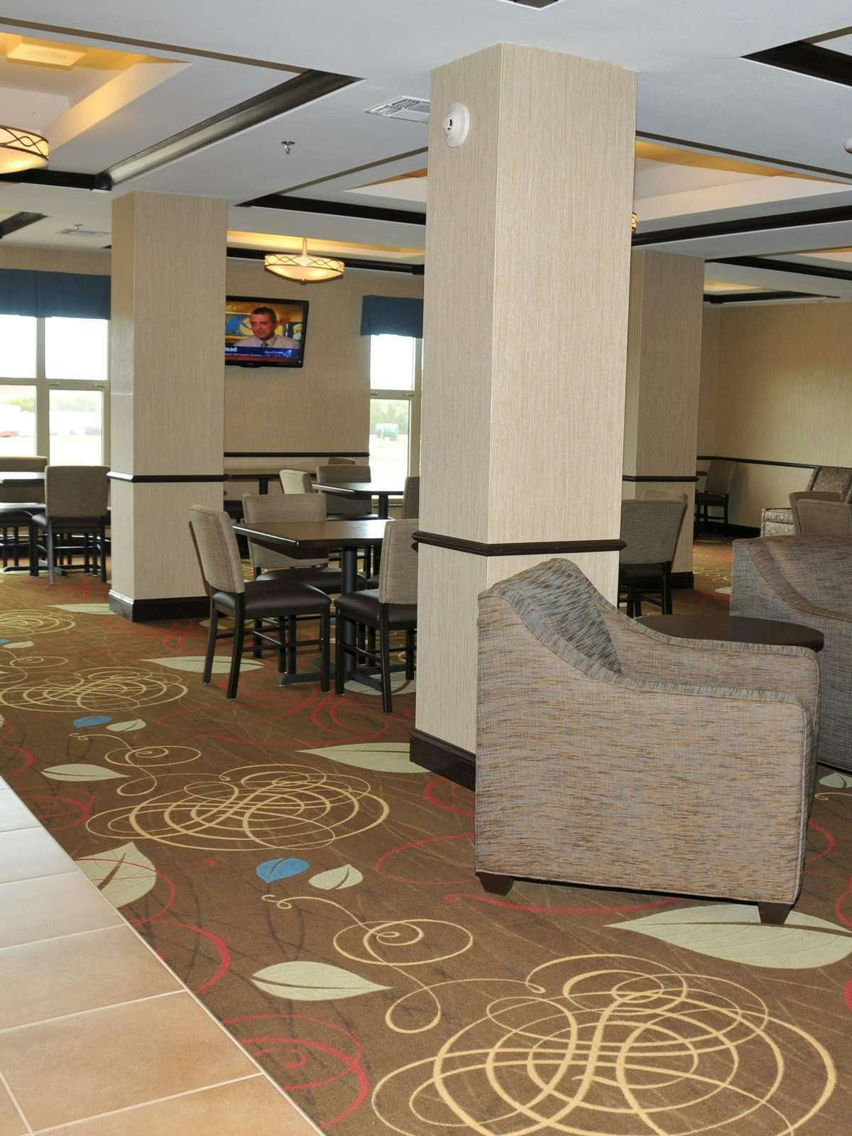 Hotel Holiday Inn Express Hotel & Suites Clinton photo 5