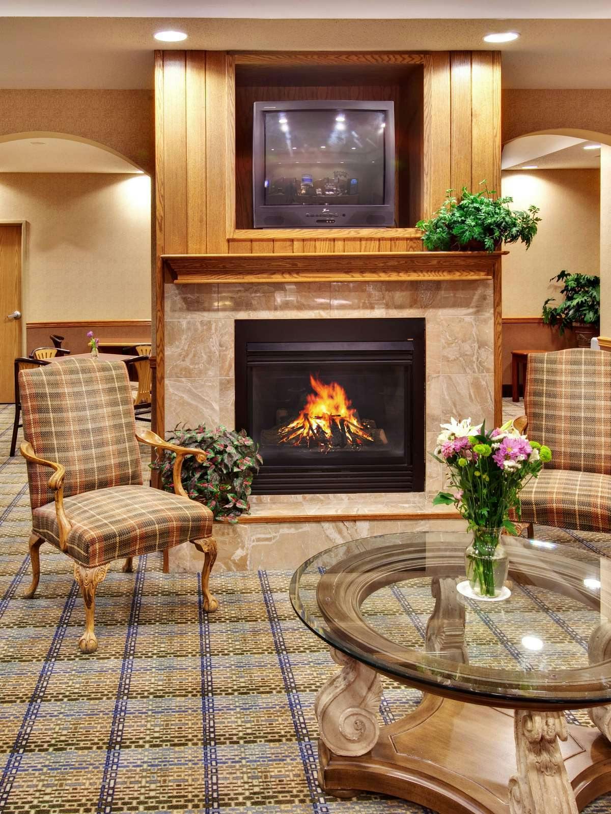 Hotel Holiday Inn Express Hotel & Suites Clinton photo 3