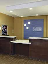 Hotel Holiday Inn Express Hotel & Suites Colorado Springs First & Main photo 4