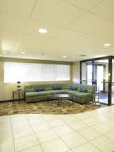 Hotel Holiday Inn Express Hotel & Suites Colby photo 4