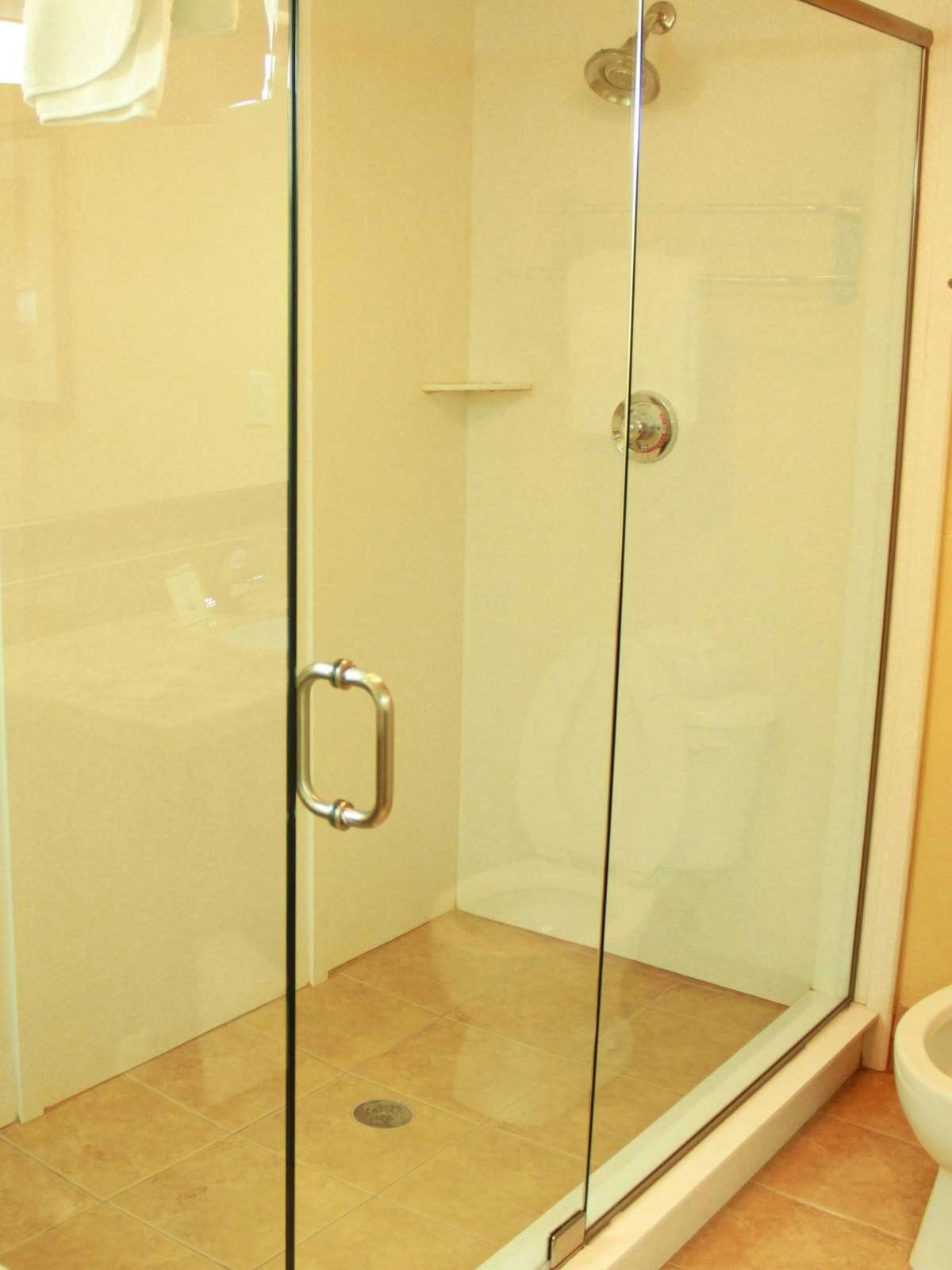 Hotel Holiday Inn Express Hotel & Suites Cocoa Beach photo 1