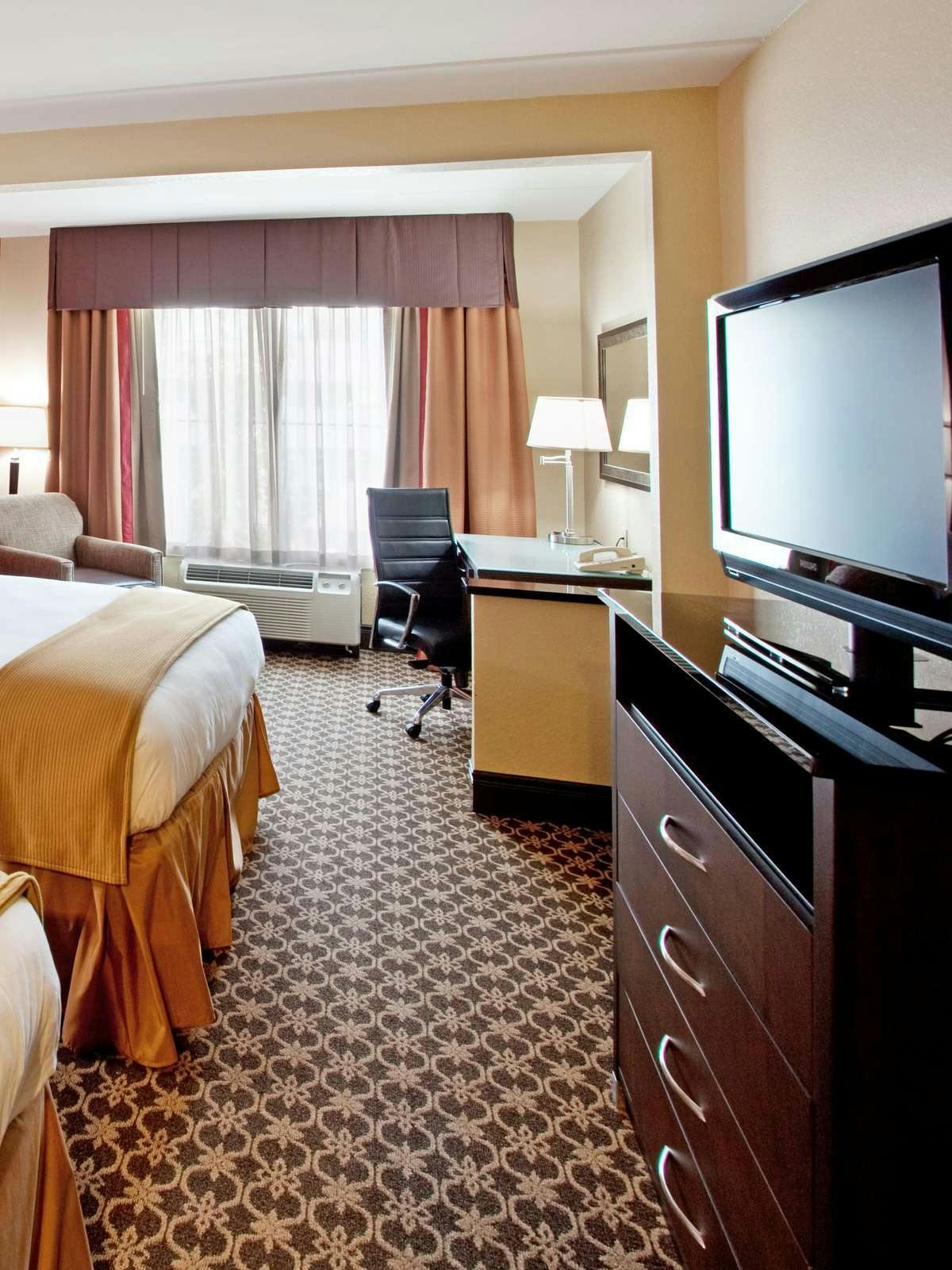 Hotel Holiday Inn Express Hotel & Suites Columbia Downtown photo 2