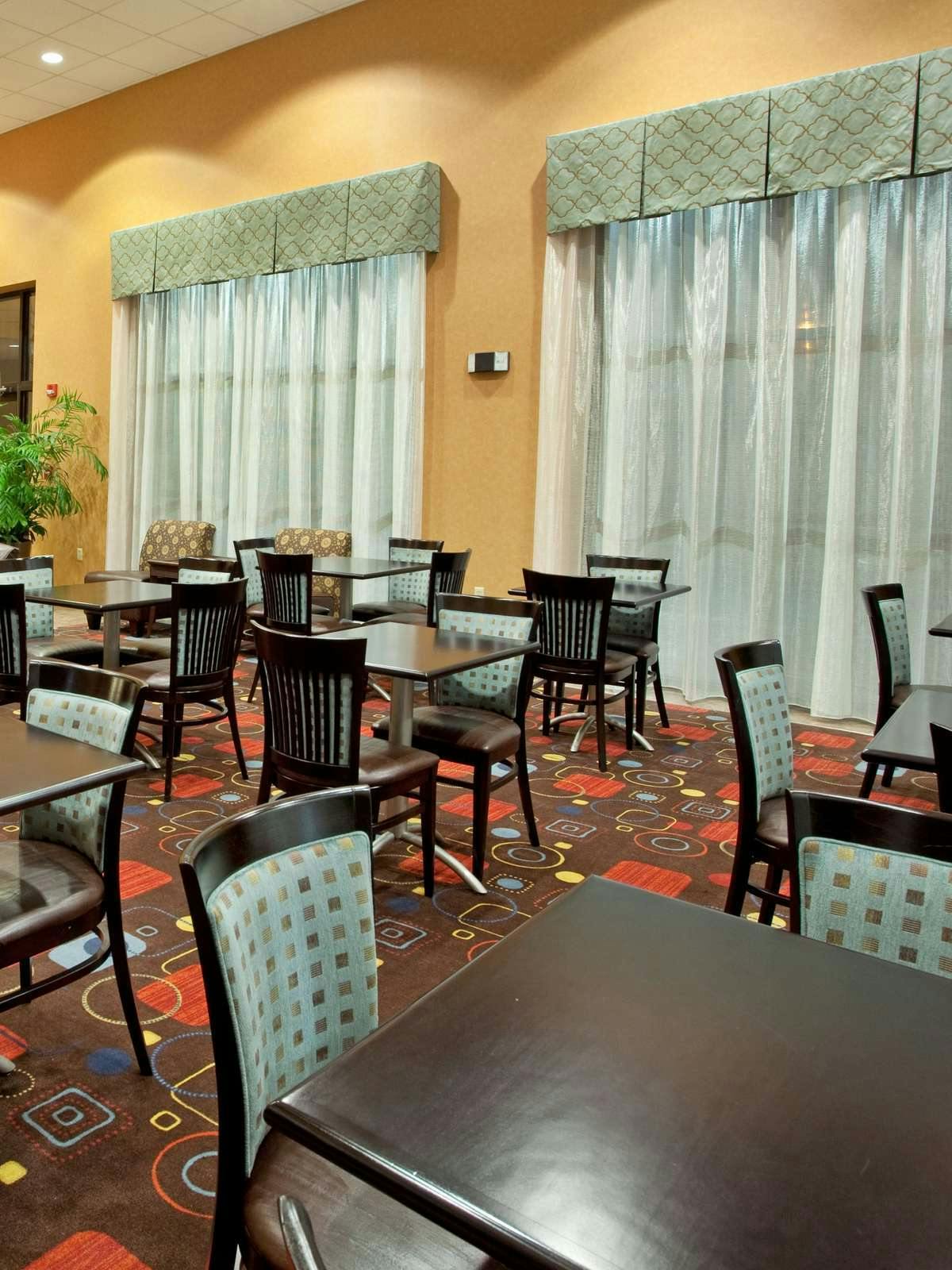 Hotel Holiday Inn Express Hotel & Suites Columbia Downtown photo 5