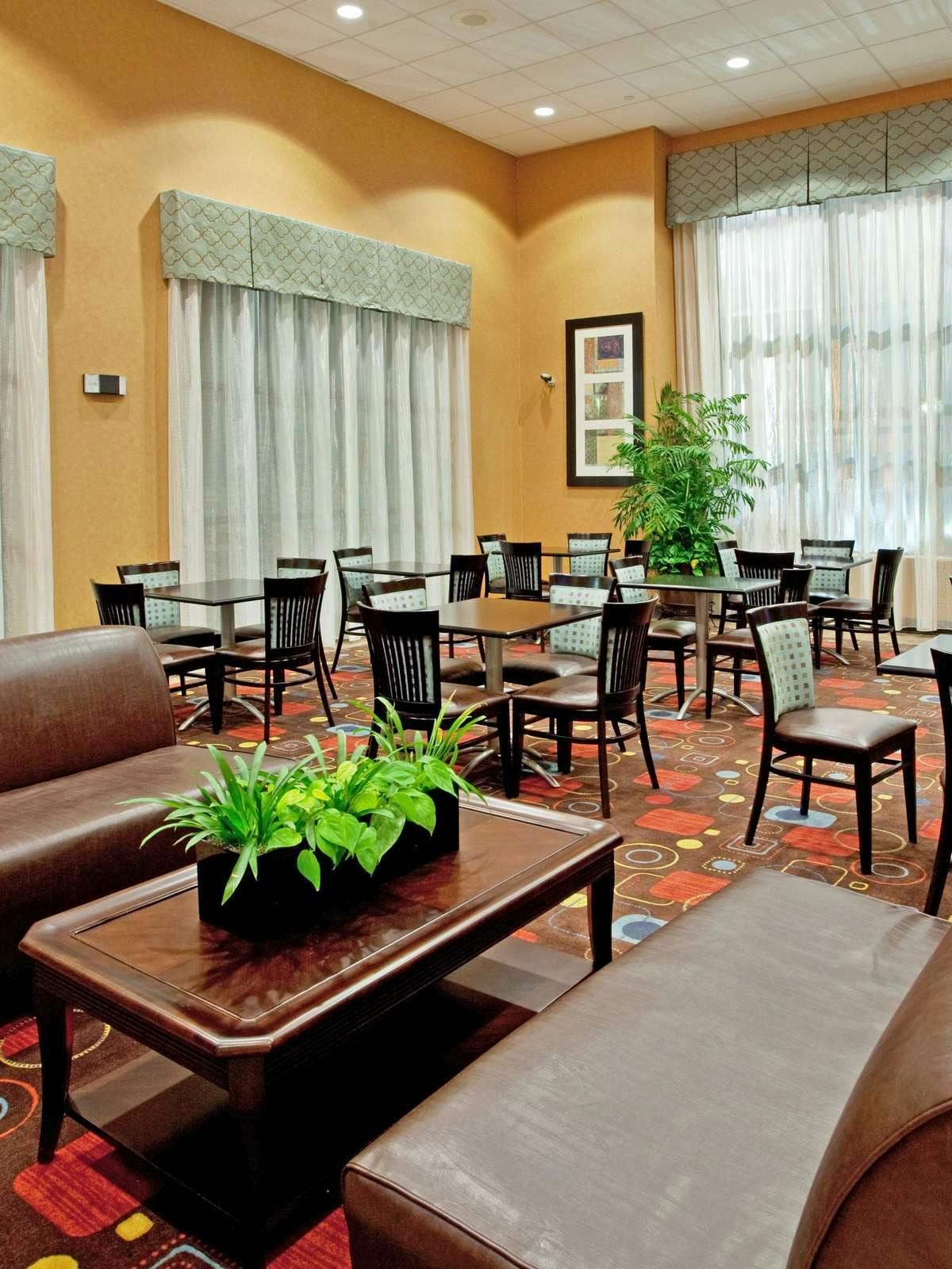 Hotel Holiday Inn Express Hotel & Suites Columbia Downtown photo 3