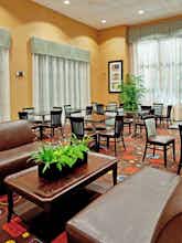 Hotel Holiday Inn Express Hotel & Suites Columbia Downtown photo 3