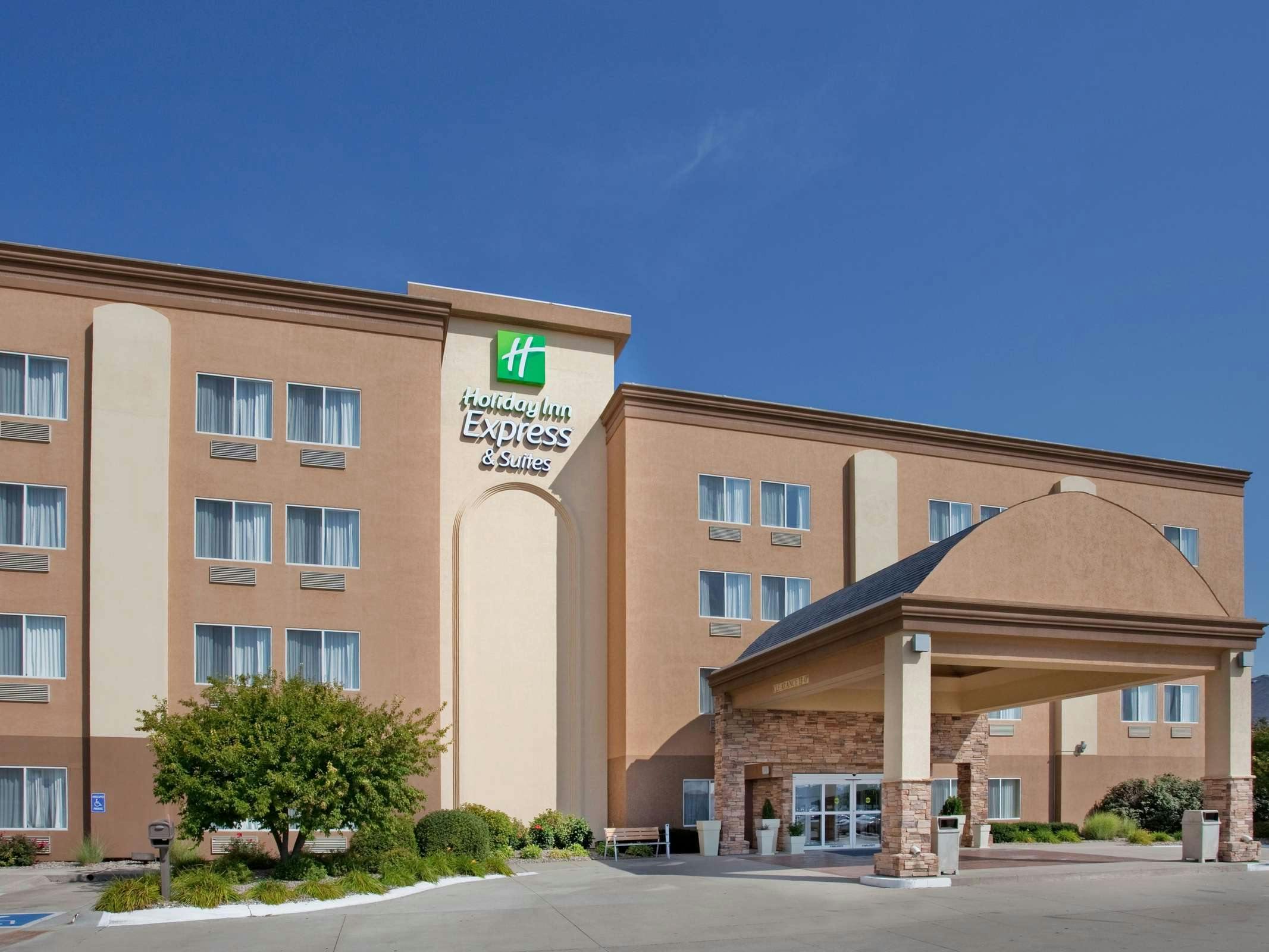 Holiday Inn Express Hotel & Suites Columbus