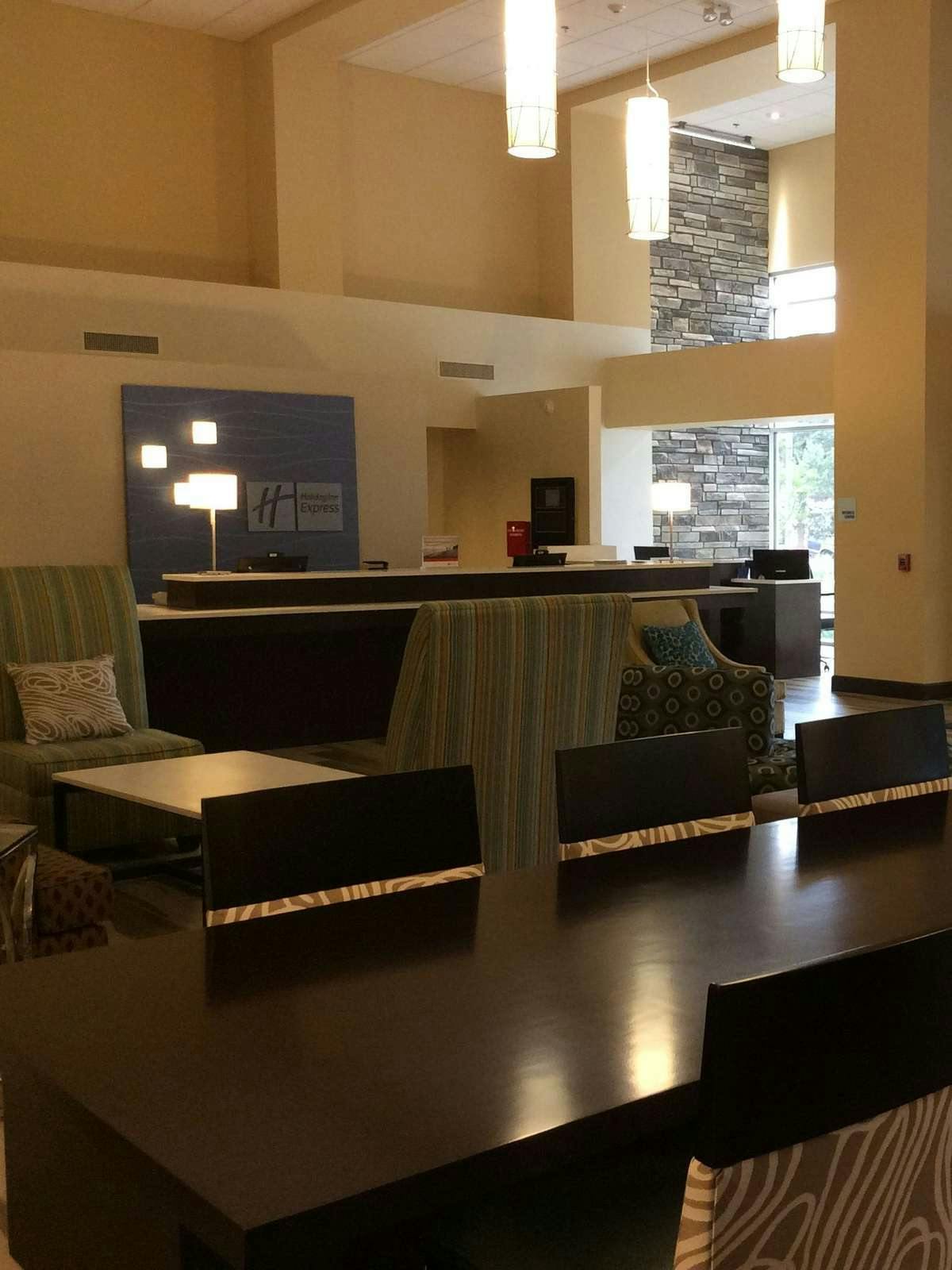 Hotel Holiday Inn Express Hotel & Suites Colorado Springs Downtown photo 4